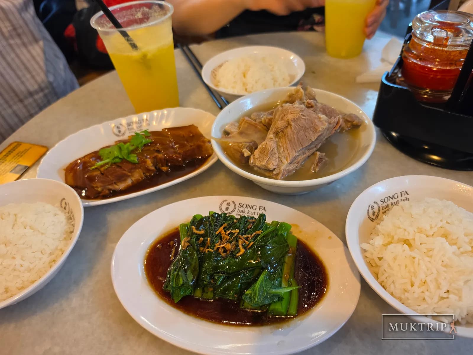 싱가포르에서 꼭 가봐야 할 음식점 송파바쿠테(Song Fa Bak Kut Teh)
