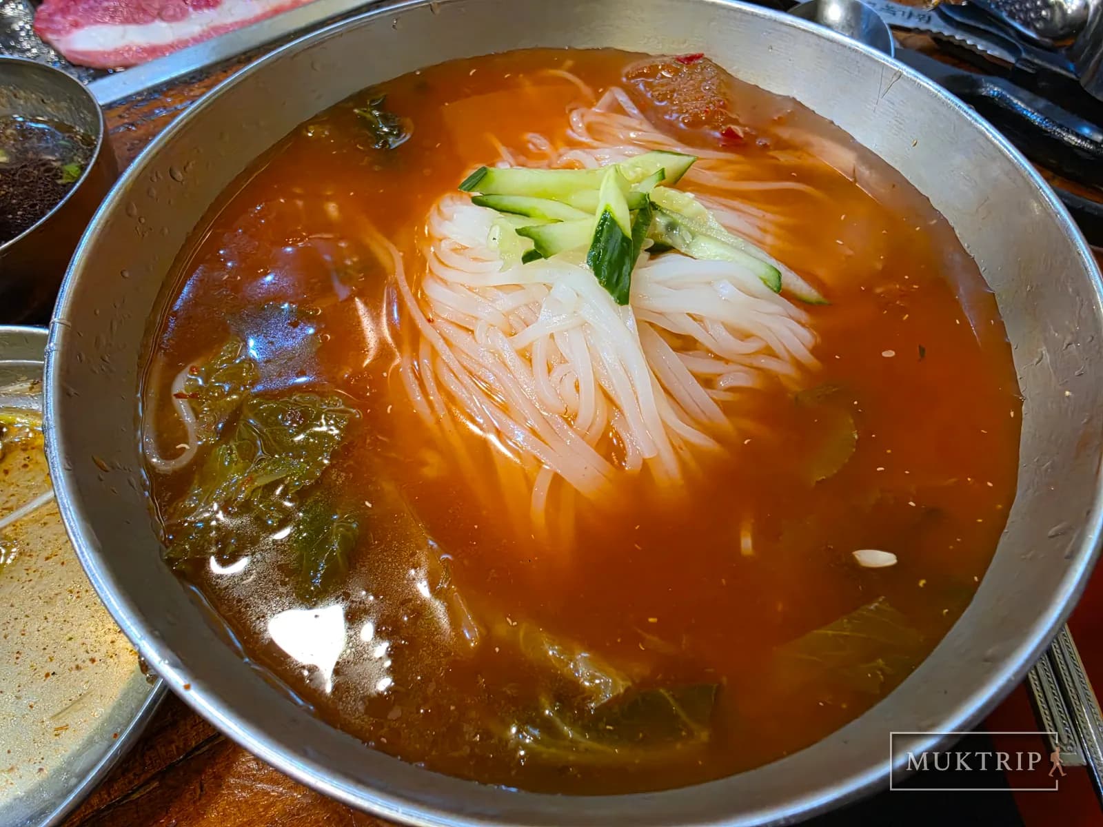 새콤한 김치말이국수