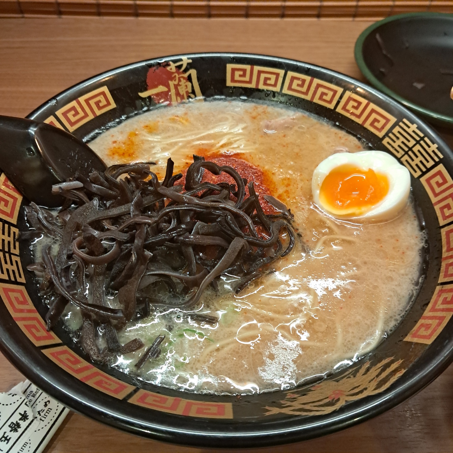 [후쿠오카 맛집] 이치란 라멘 본점 – 일본 최고의 라멘 체인 본점 후기